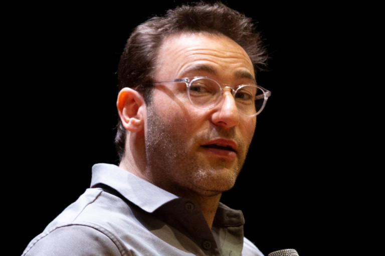 Foto de Simon Oliver Sinek fonte: wikipedia